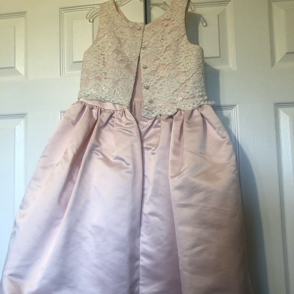 Girls Dresses - Picture 2 of 2